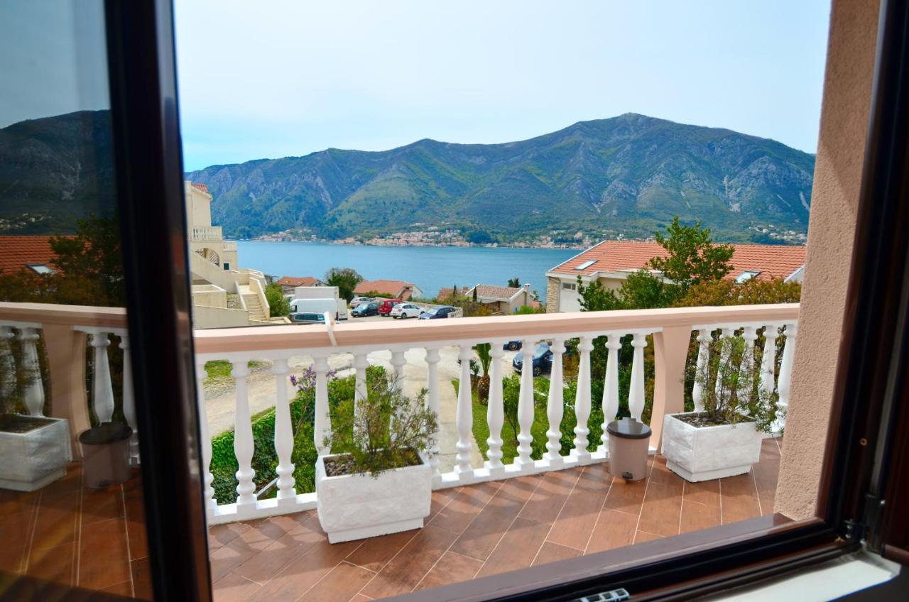 Apartments Blue Lagoon Котор Экстерьер фото