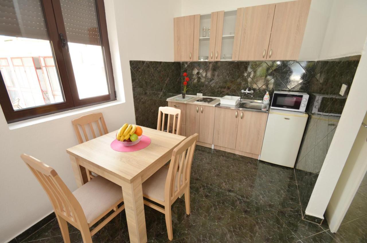 Apartments Blue Lagoon Котор Экстерьер фото