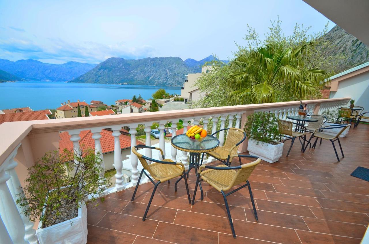 Apartments Blue Lagoon Котор Экстерьер фото
